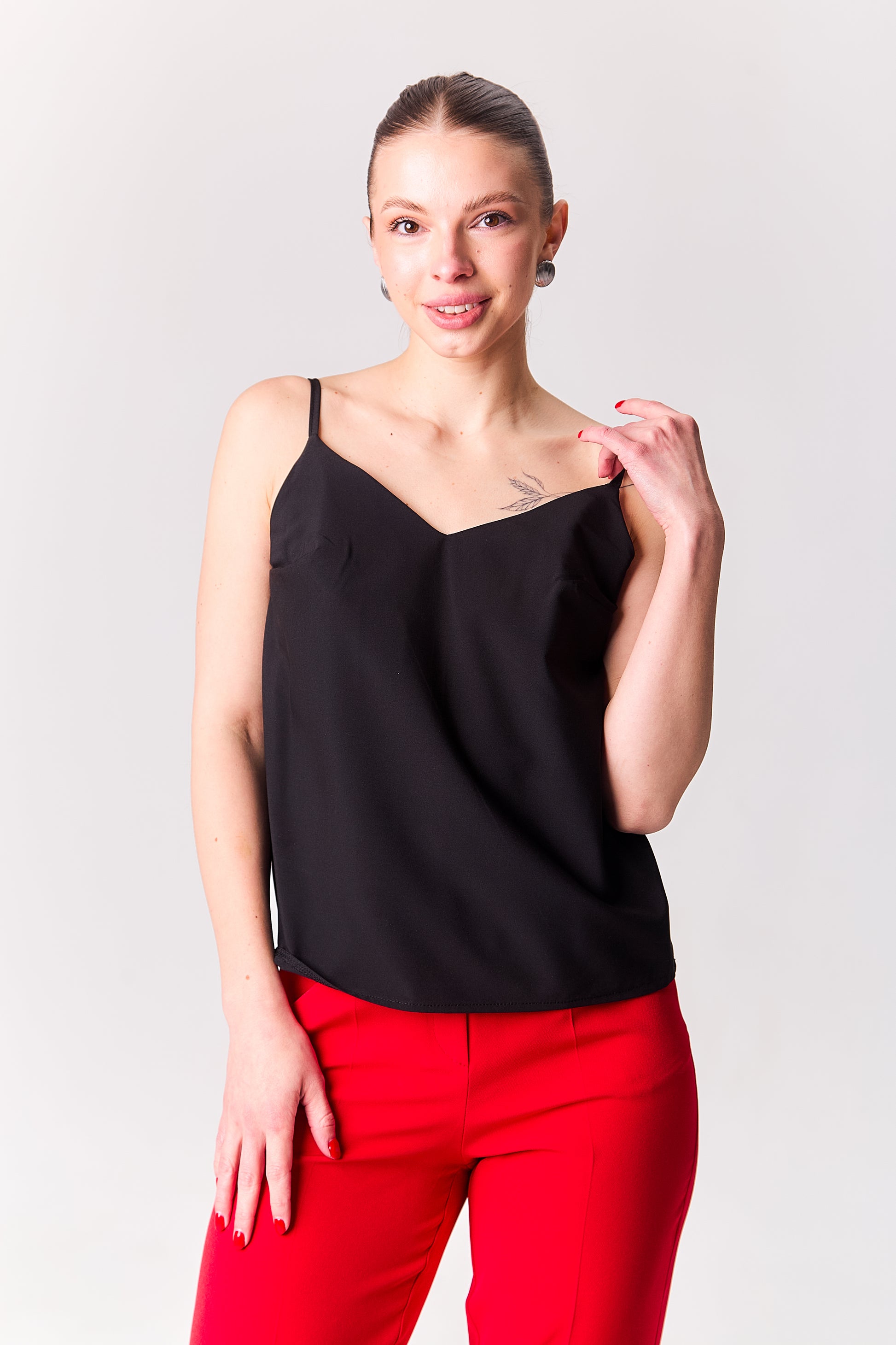 Minimalist Straight-Cut Top with Adjustable Straps – White, Red, Black Black