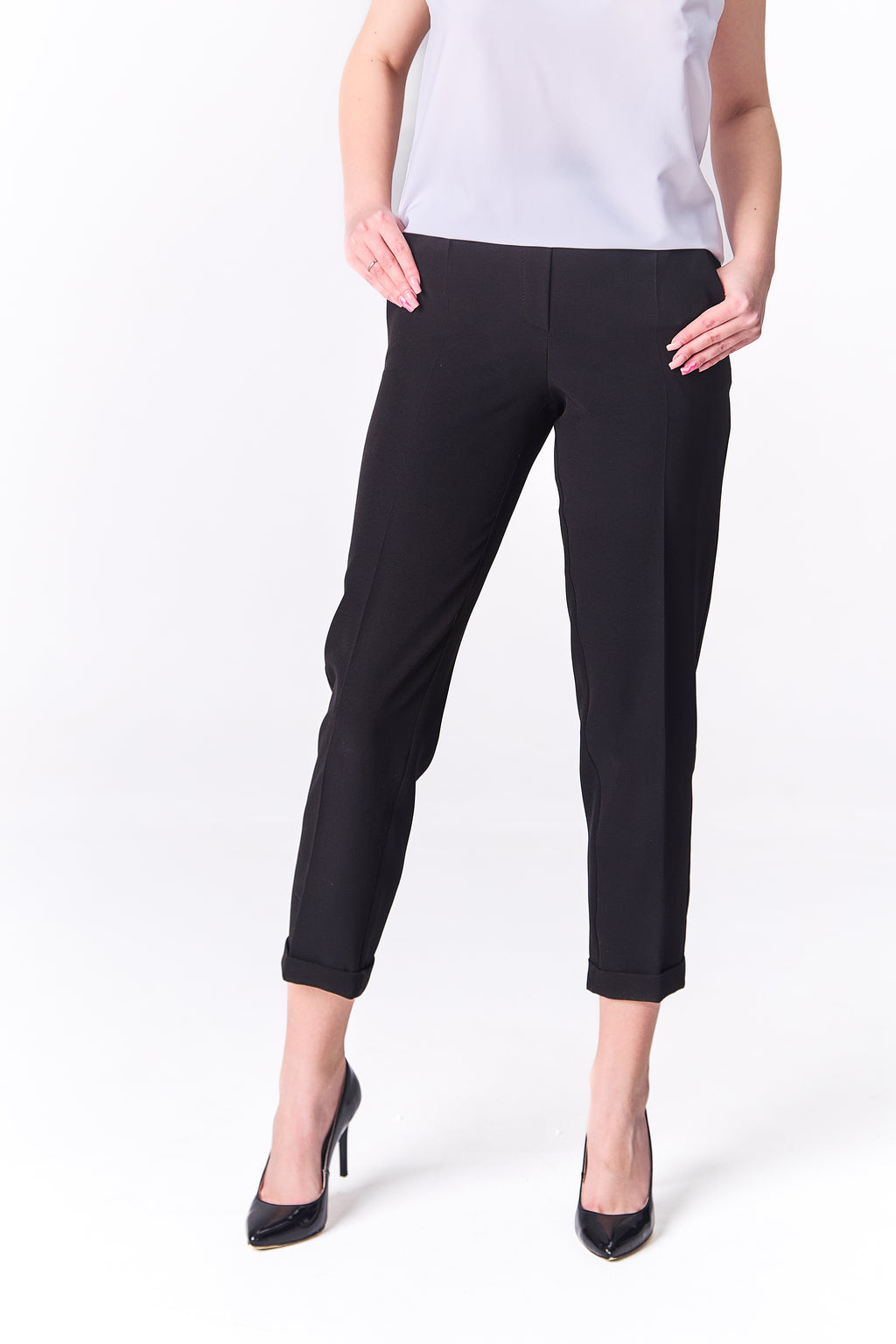 Classic Straight-Leg Trousers with Pleats Red