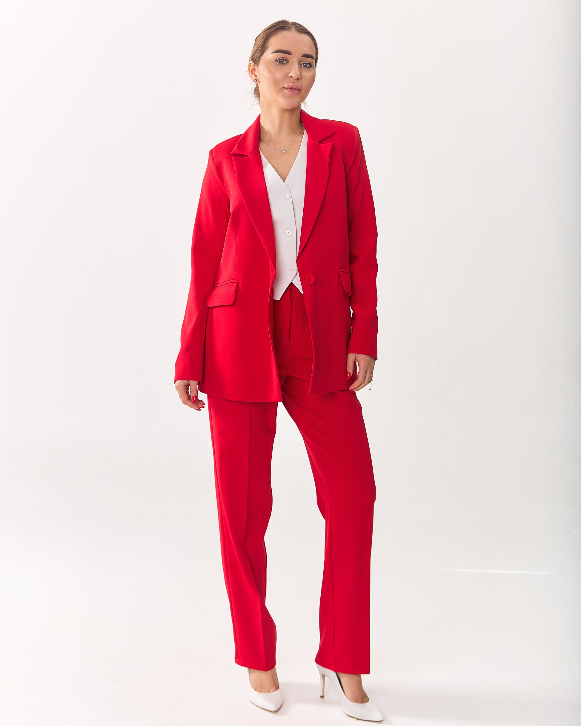 Women’s mid-length classic blazer with lapel collar and flap pockets Black