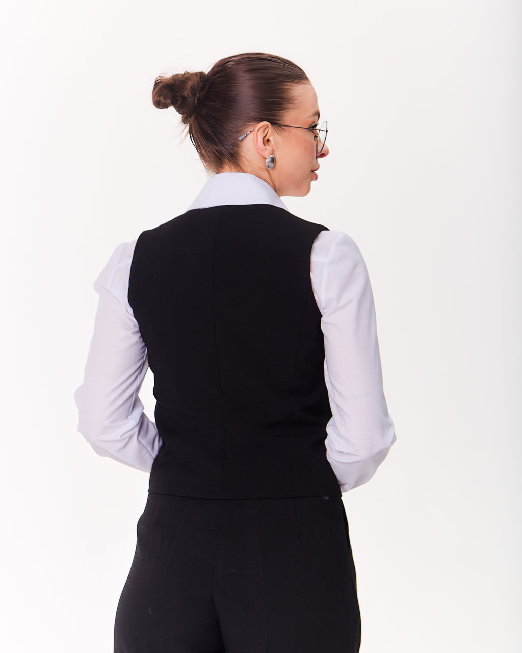 Fitted Vest with Mock Pockets cream
