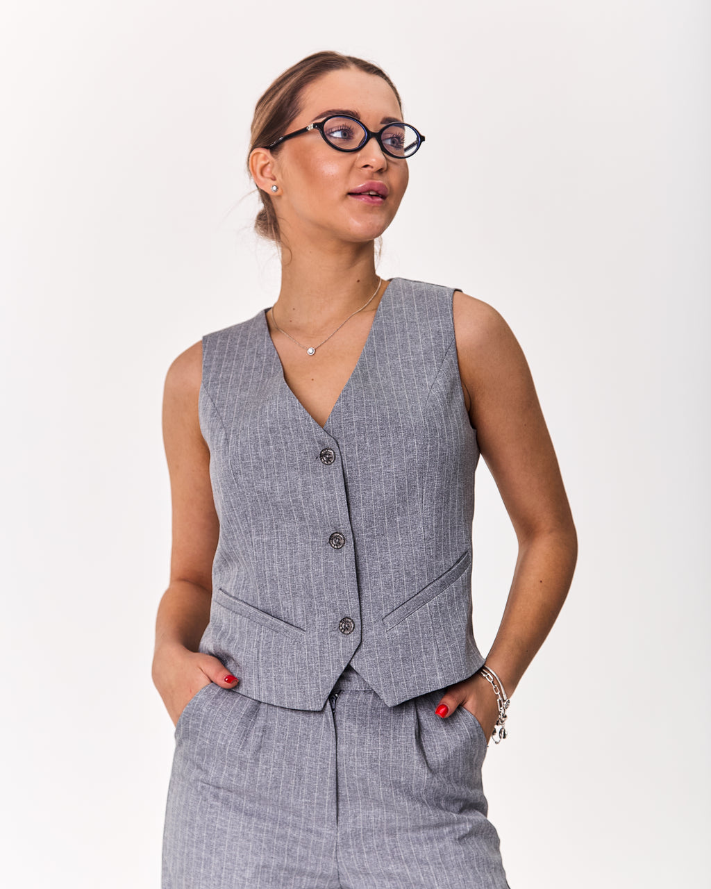 Fitted Vest with Mock Pockets cream